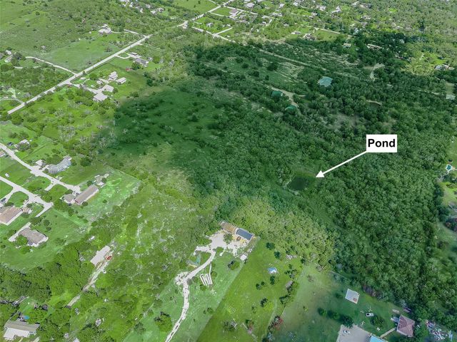 925 Longhollow RD, Dale, TX 78616