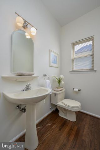 431 LIBERTY LN, Marlton, NJ 08053