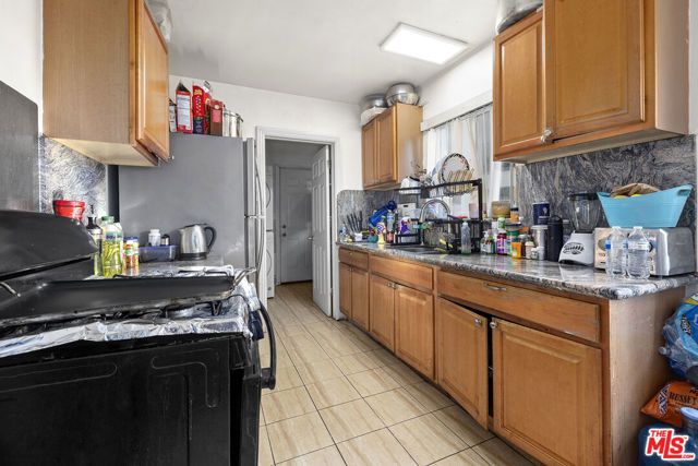 966 N Serrano Avenue, Los Angeles, CA 90029