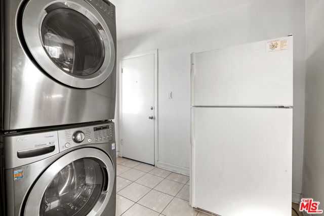 966 N Serrano Avenue, Los Angeles, CA 90029