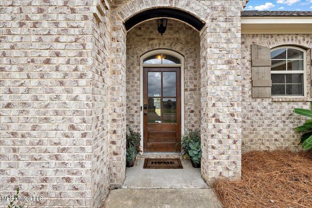 142 Western Ridge Circle, Canton, MS 39046