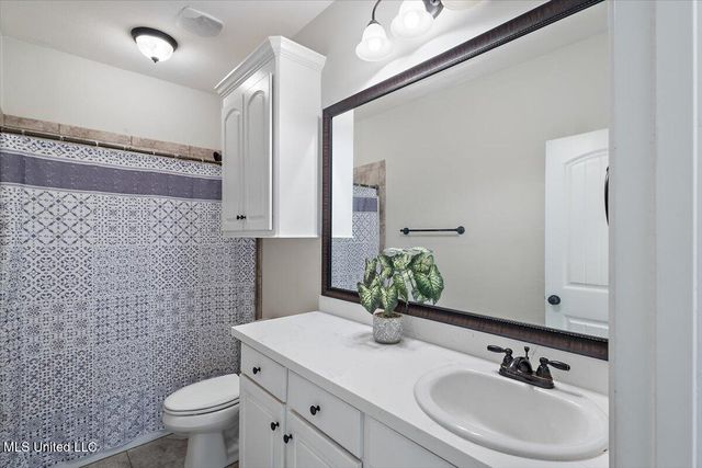 142 Western Ridge Circle, Canton, MS 39046