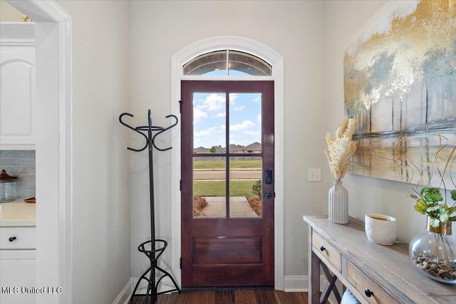 142 Western Ridge Circle, Canton, MS 39046