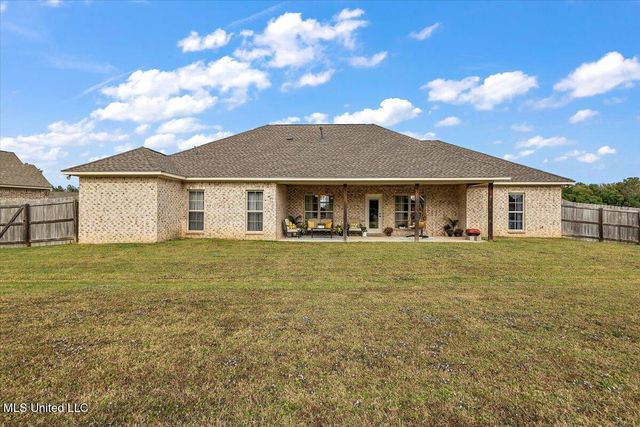 142 Western Ridge Circle, Canton, MS 39046