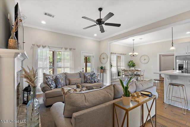 142 Western Ridge Circle, Canton, MS 39046