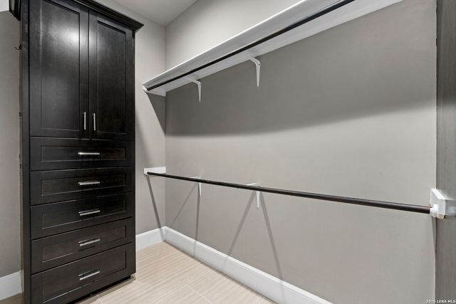 428 RITTIMAN RD, Terrell Hills, TX 78209