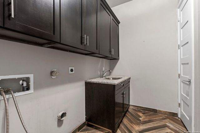 428 RITTIMAN RD, Terrell Hills, TX 78209