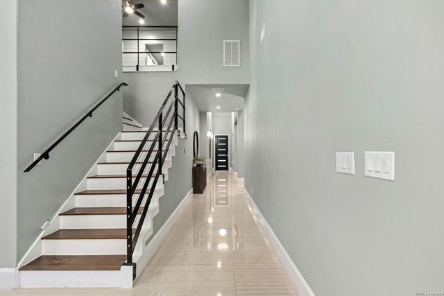 428 RITTIMAN RD, Terrell Hills, TX 78209