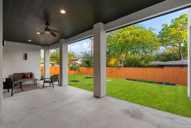 428 RITTIMAN RD, Terrell Hills, TX 78209