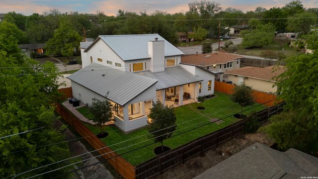 428 RITTIMAN RD, Terrell Hills, TX 78209