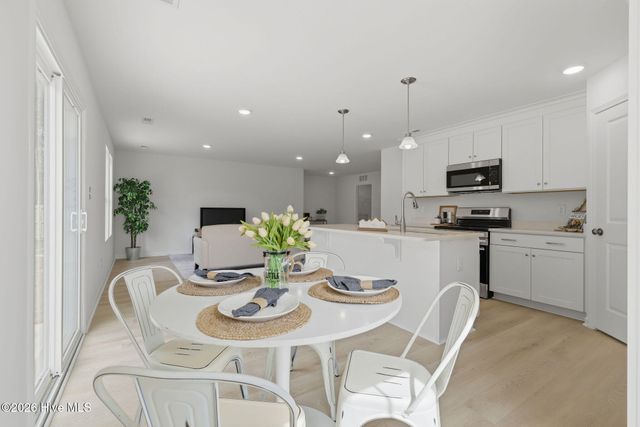 161 King Road, Jacksonville, NC 28540