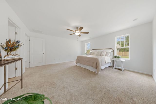 161 King Road, Jacksonville, NC 28540