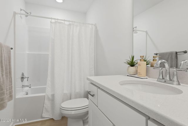 161 King Road, Jacksonville, NC 28540