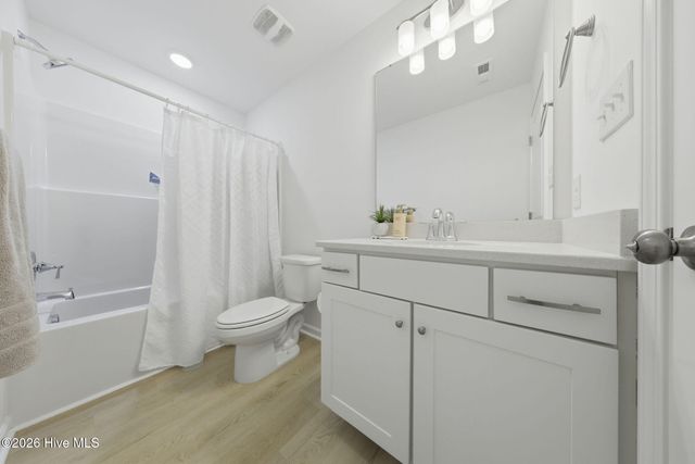 161 King Road, Jacksonville, NC 28540