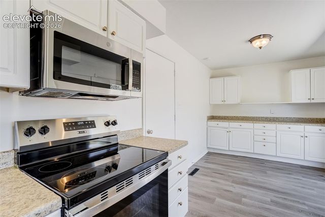 6782 Dale Road, Colorado Springs, CO 80915