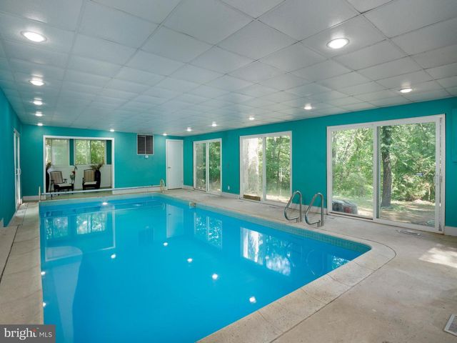 310 JEFFREY LN, Newtown Square, PA 19073