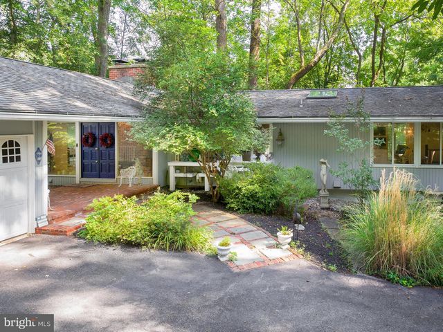 310 JEFFREY LN, Newtown Square, PA 19073