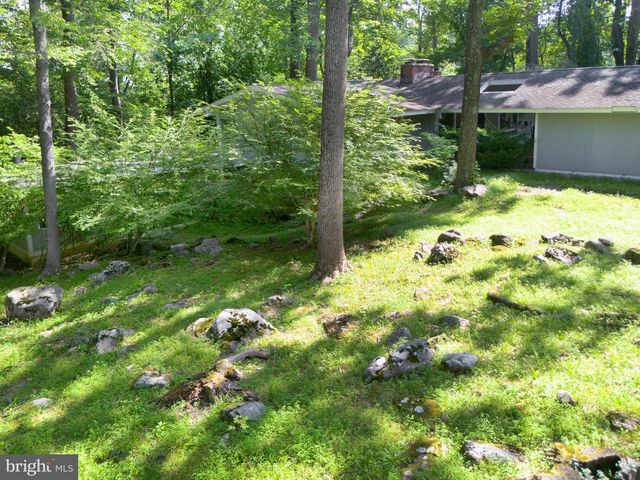 310 JEFFREY LN, Newtown Square, PA 19073