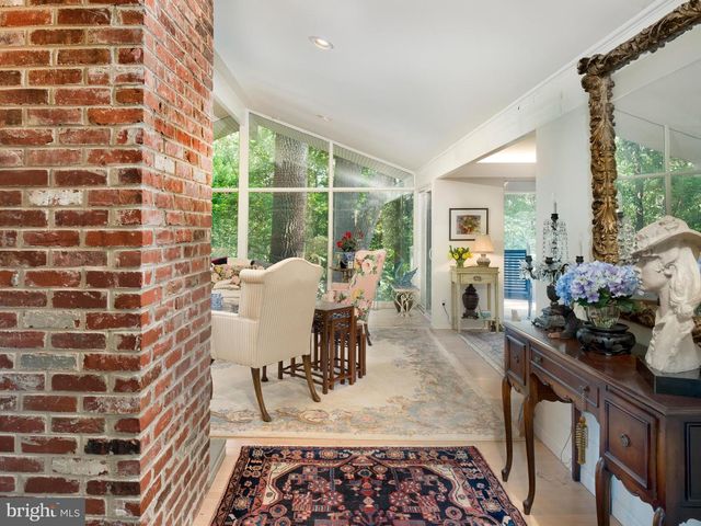 310 JEFFREY LN, Newtown Square, PA 19073
