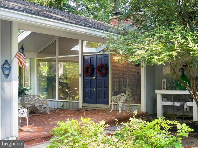 310 JEFFREY LN, Newtown Square, PA 19073