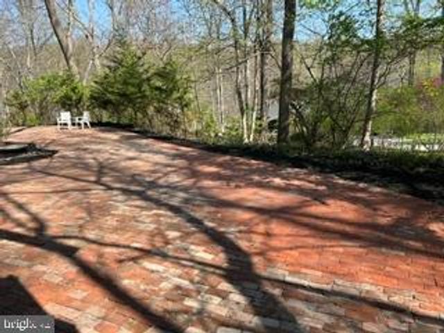 310 JEFFREY LN, Newtown Square, PA 19073