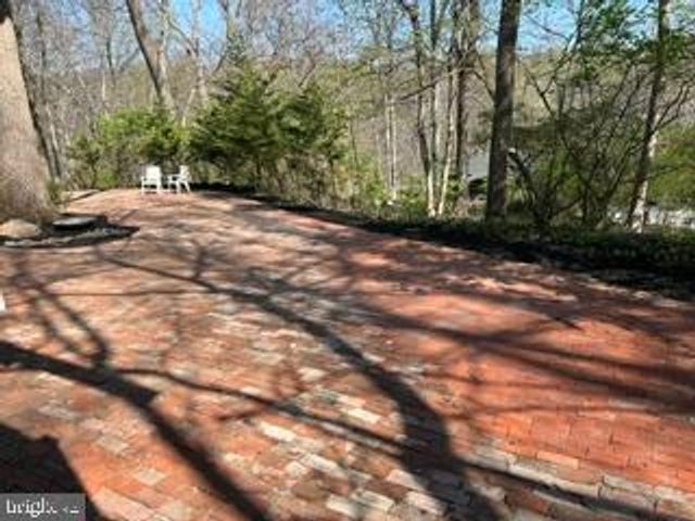 310 JEFFREY LN, Newtown Square, PA 19073