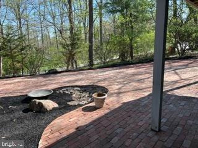 310 JEFFREY LN, Newtown Square, PA 19073