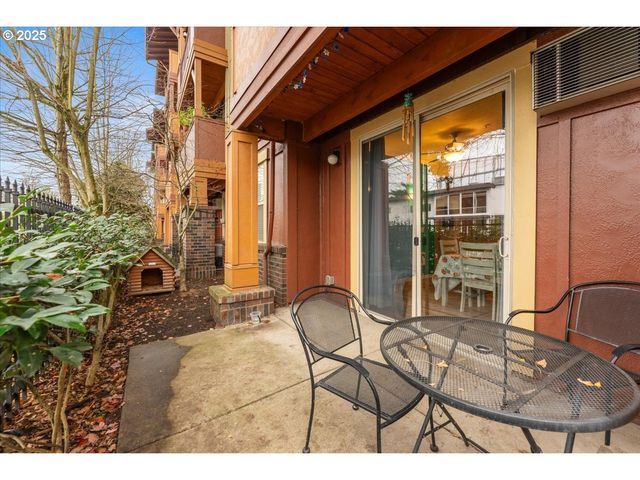 400 Ne 100TH Ave 101, Portland, OR 97220