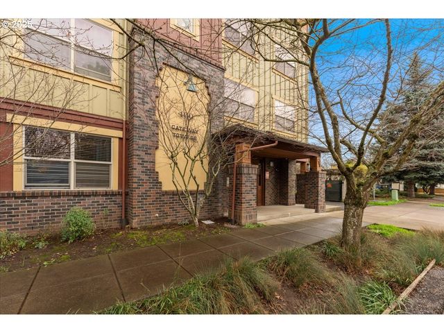 400 Ne 100TH Ave 101, Portland, OR 97220