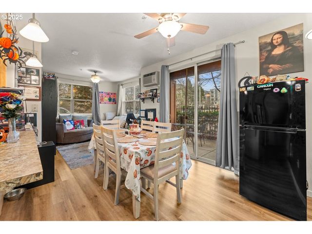 400 Ne 100TH Ave 101, Portland, OR 97220