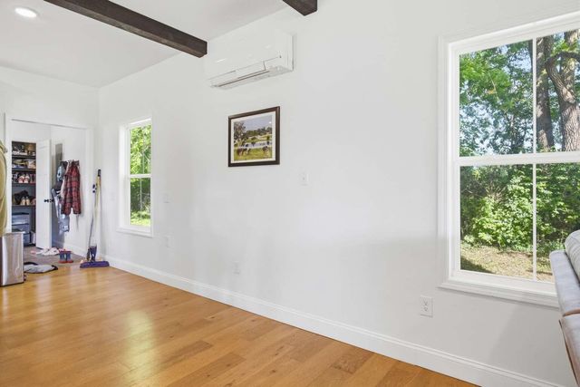 1568 Old Lawrenceburg Road, Frankfort, KY 40601