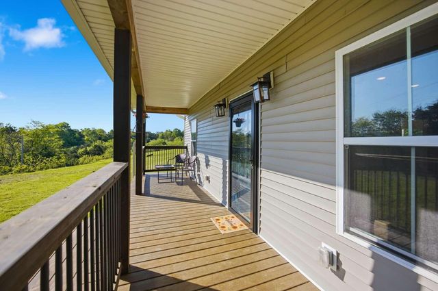 1568 Old Lawrenceburg Road, Frankfort, KY 40601