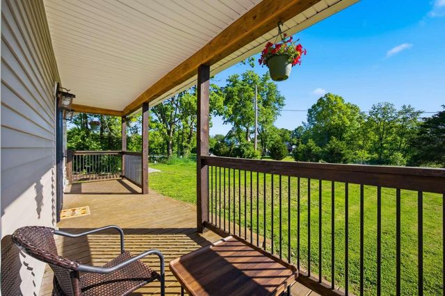1568 Old Lawrenceburg Road, Frankfort, KY 40601