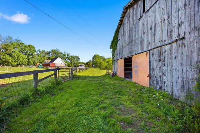 1568 Old Lawrenceburg Road, Frankfort, KY 40601