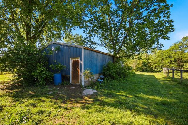 1568 Old Lawrenceburg Road, Frankfort, KY 40601