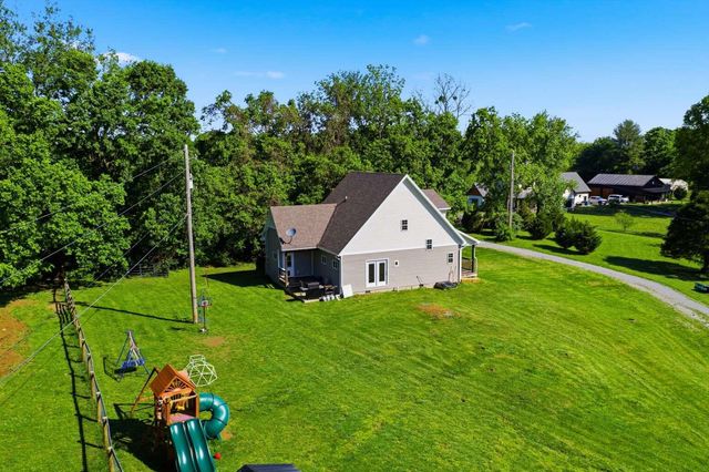 1568 Old Lawrenceburg Road, Frankfort, KY 40601