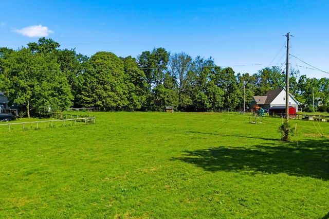 1568 Old Lawrenceburg Road, Frankfort, KY 40601