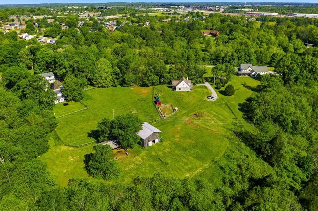 1568 Old Lawrenceburg Road, Frankfort, KY 40601