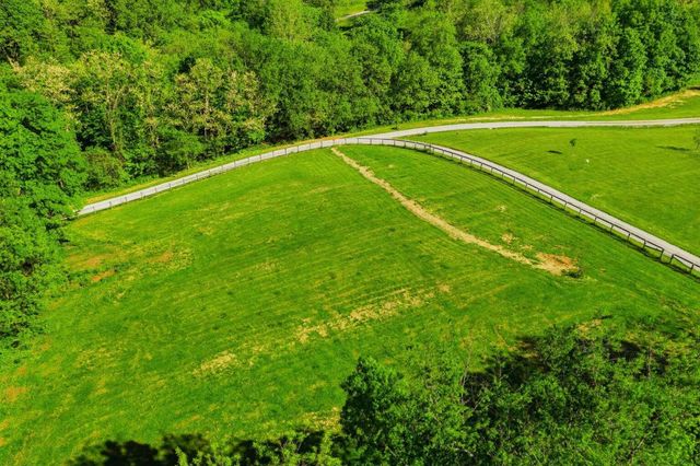 1568 Old Lawrenceburg Road, Frankfort, KY 40601