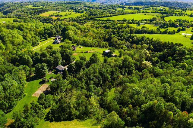 1568 Old Lawrenceburg Road, Frankfort, KY 40601