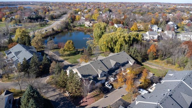 17914 Cobblestone Way, Eden Prairie, MN 55347