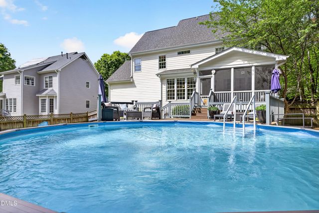 101 Sunset Oaks Drive, Holly Springs, NC 27540