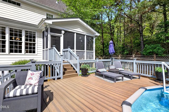 101 Sunset Oaks Drive, Holly Springs, NC 27540