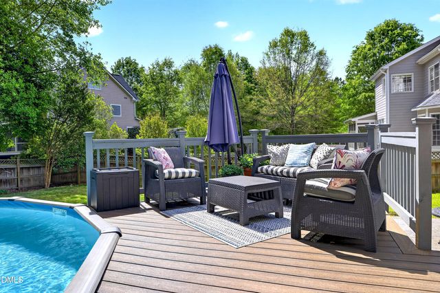 101 Sunset Oaks Drive, Holly Springs, NC 27540