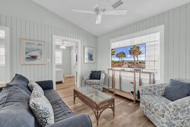 1521 N Waccamaw Dr., Garden City Beach, SC 29576