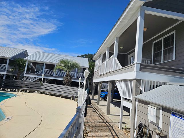 1521 N Waccamaw Dr., Garden City Beach, SC 29576