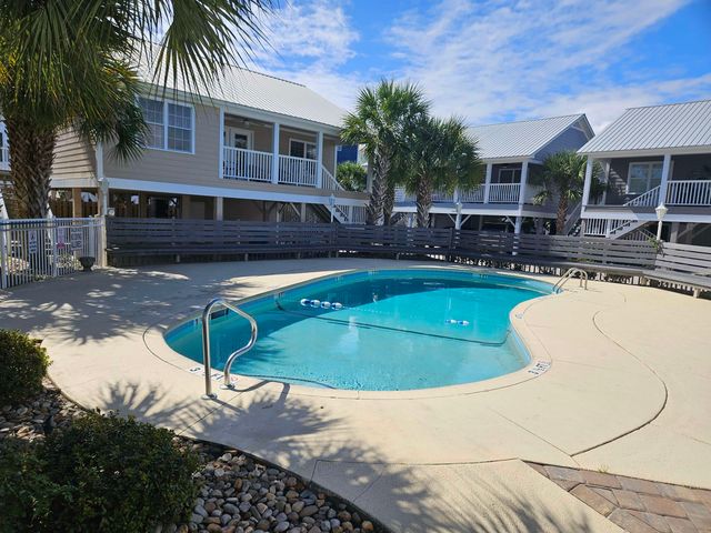 1521 N Waccamaw Dr., Garden City Beach, SC 29576