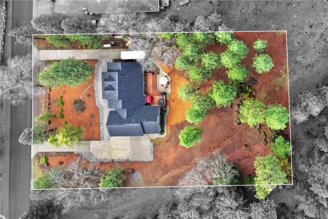 8863 Fox Drive, Cobb, CA 95426