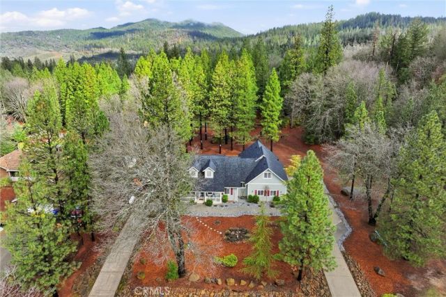 8863 Fox Drive, Cobb, CA 95426