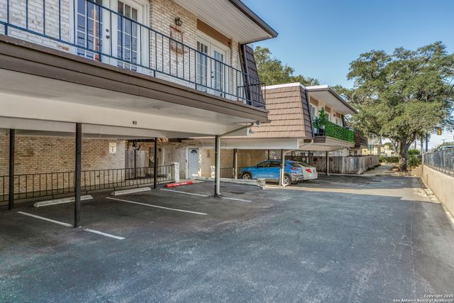 8058 Broadway Apt 138N, San Antonio, TX 78209